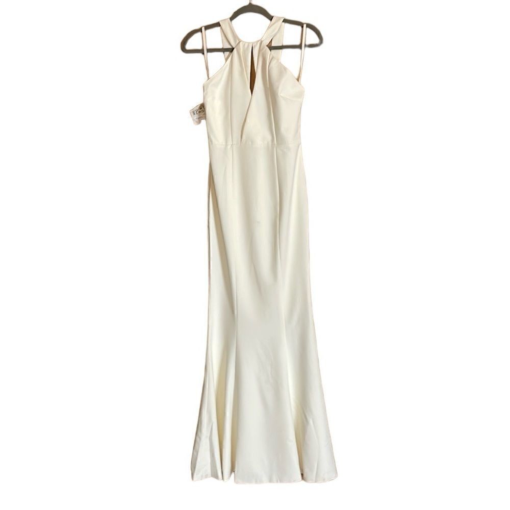 NWT Fame and Partners Ivory White wedding Gown Size 4
